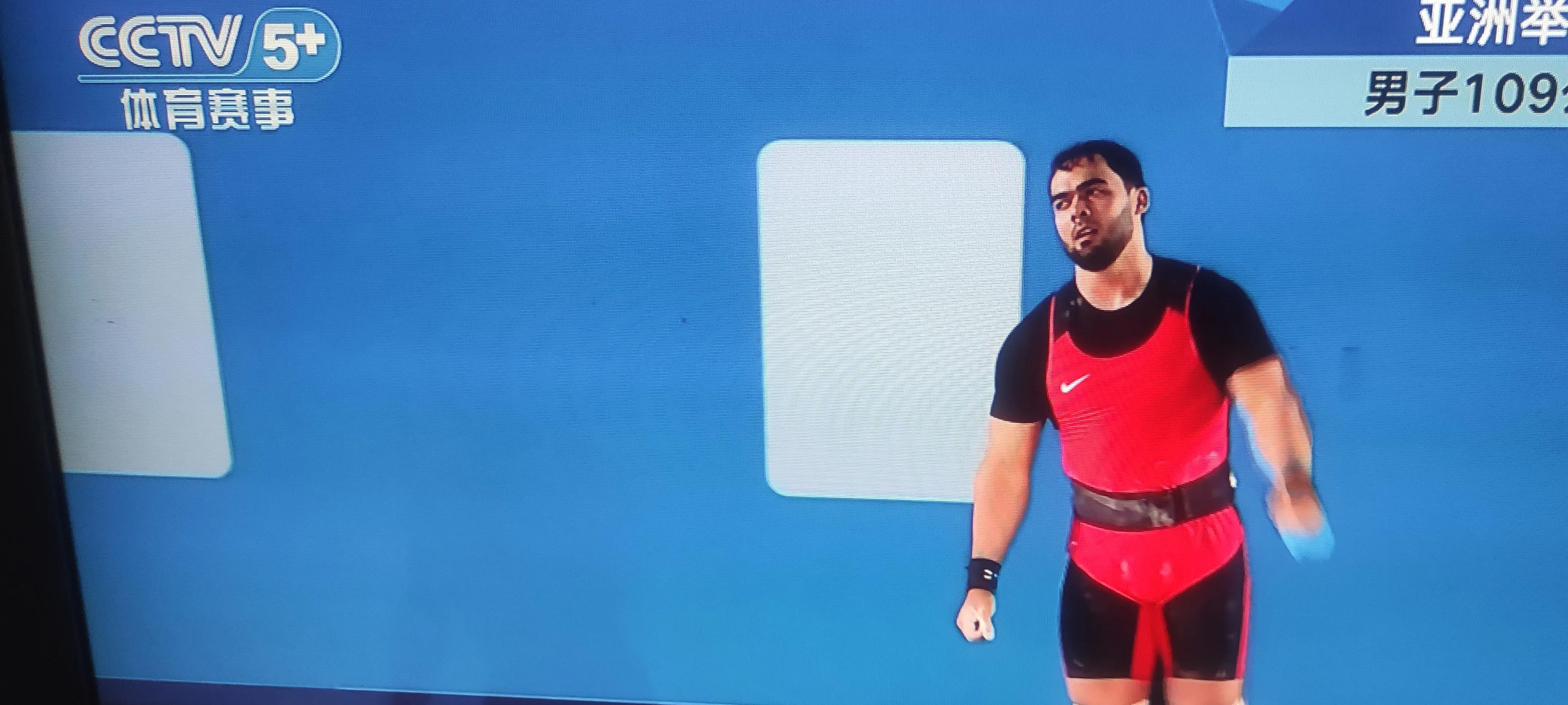 od体育app下载地址-乌克兰举重选手勇夺冠军，创造历史