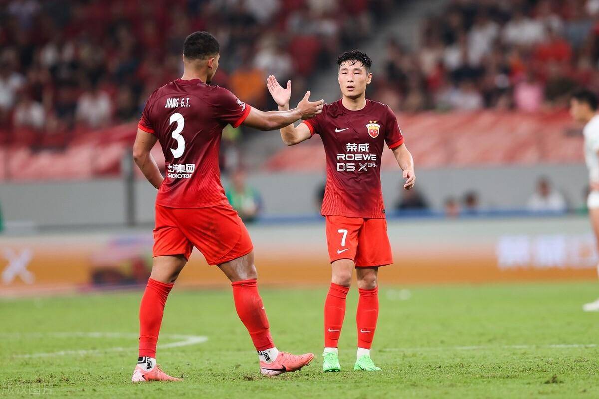 od体育直播-关于上海上港客场大胜青岛黄海,豪取六连胜的信息